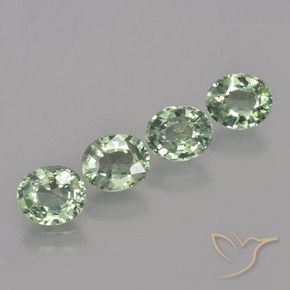 3.28 ct natürliche Moosiges Grün Saphir-Edelsteine, Oval, VVS-VS