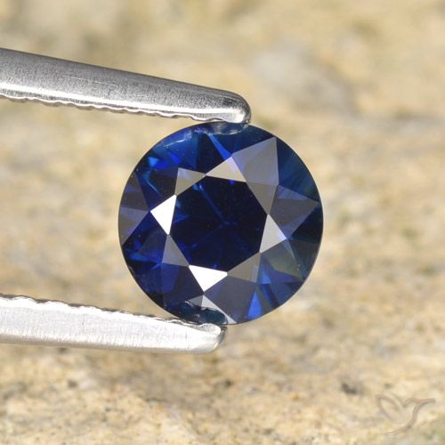 0.66ct Natürlicher tiefblau Saphir, Runden, VVS-VS