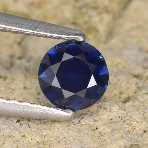 0.55ct Natürlicher tiefblau Saphir, Runden, VVS-VS