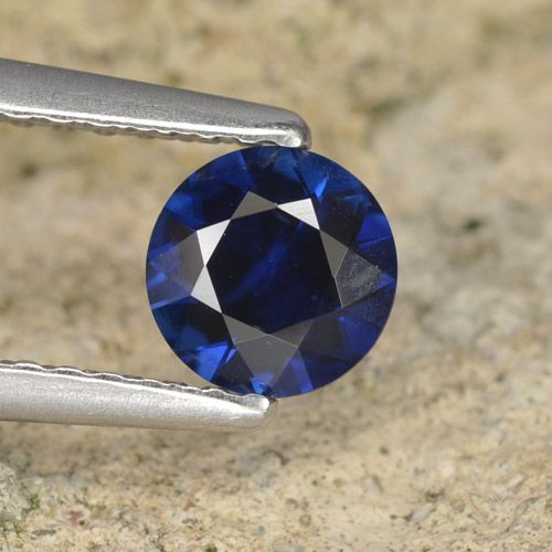0.59ct Natürlicher dunkelblau Saphir, Runden, VVS