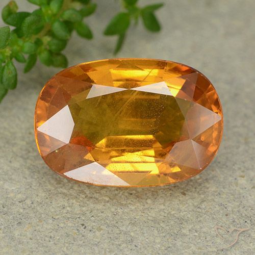 5.99ct Natürlicher Mittelorange Saphir, Oval, VS-SI