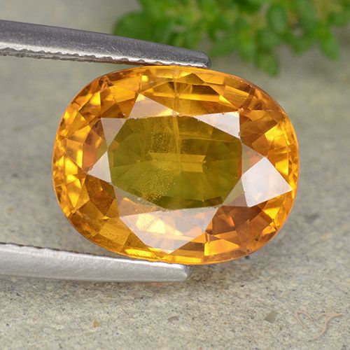 5.98ct Natürlicher Mittelorange Saphir, Oval, VS-SI