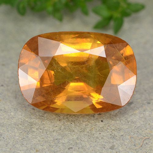 6.35ct Natürlicher Tiefes Orange-Gold Saphir, Kissen, VS-SI