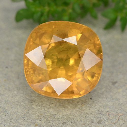 7.15ct Natürlicher Mittelorange Saphir, Kissen, VS-SI
