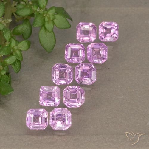 1.59ctw Natürlicher Helles Royal Lila Pink Saphir, Smaragdschliff, VS
