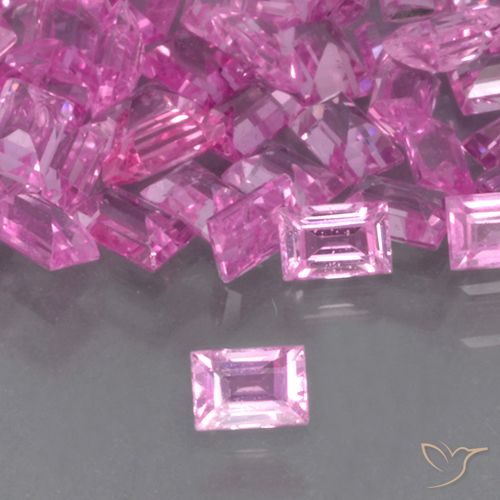 0.11ct Natürlicher Mittelviolett Saphir, Baguette, VS