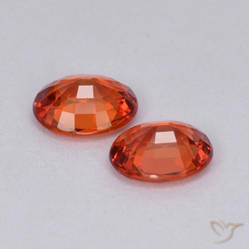 1.48 ct natürliche Intensives Rot Saphir-Edelsteine, Oval, VVS