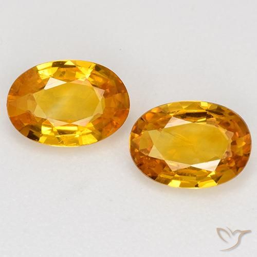 1.25ctw Natürlicher Mittelorange Saphir, Oval, VVS-VS
