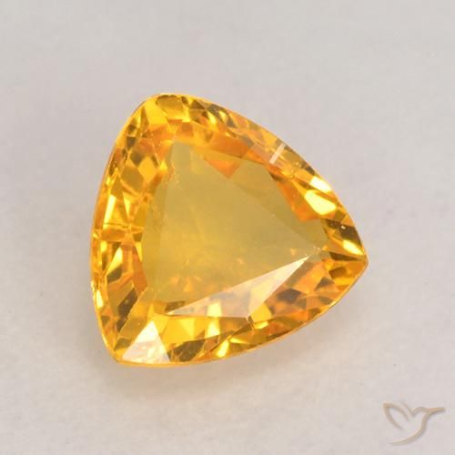 9,17 ctw natürlicher Mittelgold Saphir, Trillion, VVS-VS