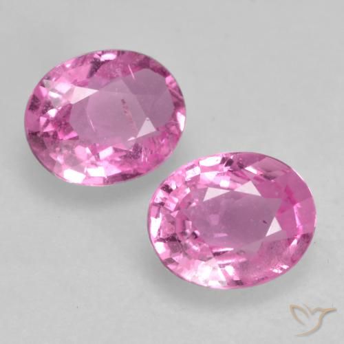 0.88ctw Natürlicher Intensives Rosa Saphir, Oval, VS
