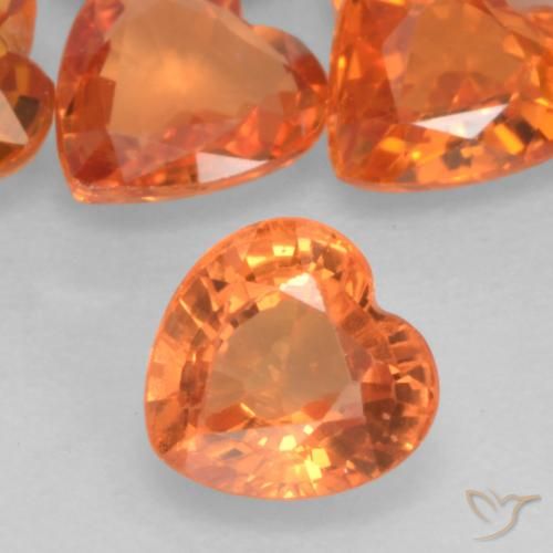 0.50ct Natürlicher Mittelorange Saphir, Herz, VVS-VS