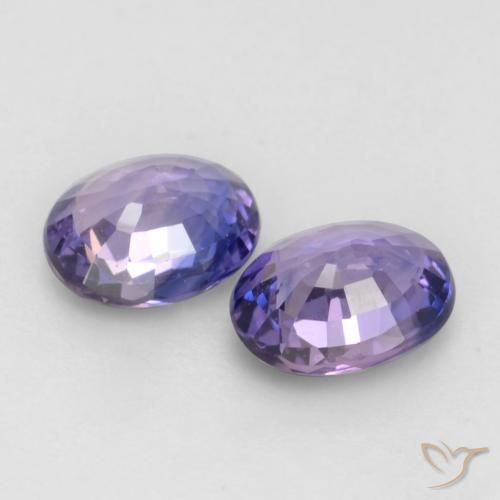 0.77 ct natürliche Intensives Lila Saphir-Edelsteine, Oval, VS
