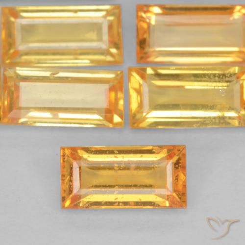 0.44ct Natürlicher Orange-Gold Saphir, Baguette, VS