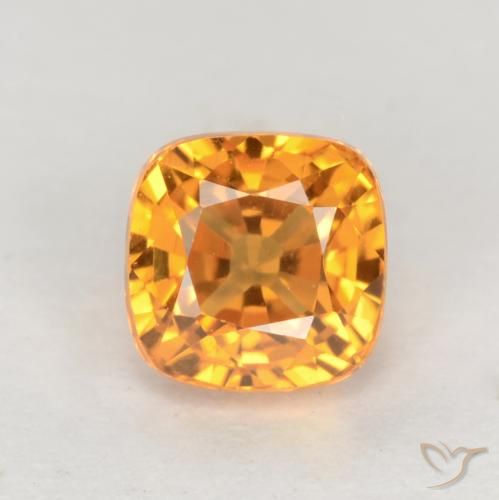0.66ct Natürlicher Tiefes Orange-Gold Saphir, Kissen, VS