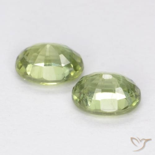 0.56 ct natürliche Warmes Grün Saphir-Edelsteine, Oval, SI