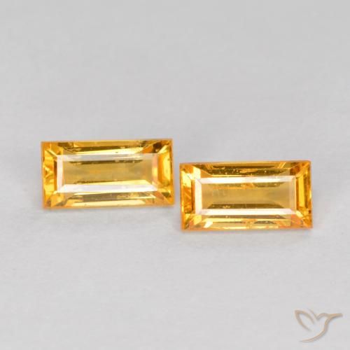 0.61ctw Natürlicher Orange-Gold Saphir, Baguette, VS