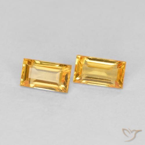 0.50ctw Natürlicher Tiefes Goldorange Saphir, Baguette, VS