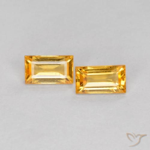 0.48ctw Natürlicher Tiefes Goldorange Saphir, Baguette, VS