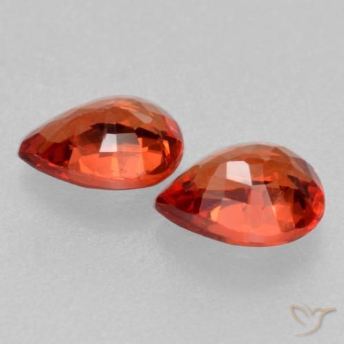 0.75 ct natürliche Feuerrot Saphir-Edelsteine, Birnenform, VS
