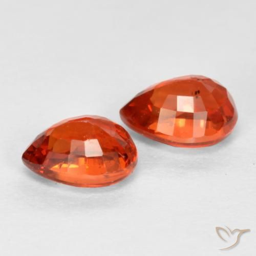 0.92 ct natürliche Mittelrot Saphir-Edelsteine, Birnenform, VS