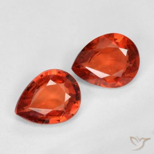 0.61ctw Natürlicher Leuchtendes Purpurrot Saphir, Birnenform, VS