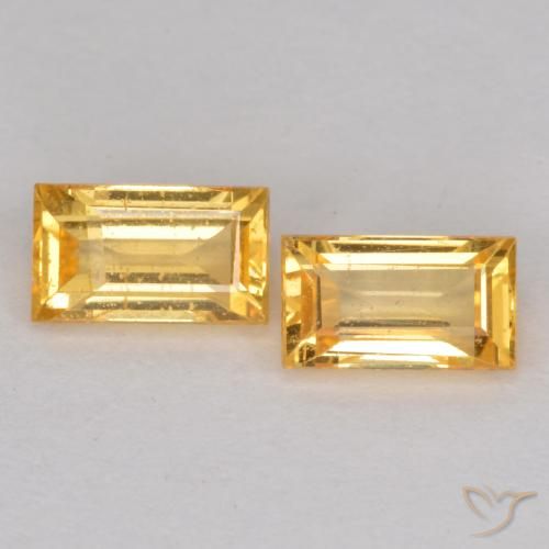 0.75ctw Natürlicher Mittleres Gold Saphir, Baguette, VS