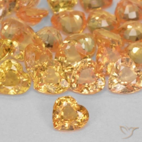 0.25ct Natürlicher Orange-Gold Saphir, Herz, VS