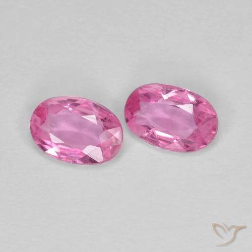 0.83 ct natürliche Intensives Rosa Saphir-Edelsteine, Oval, VS