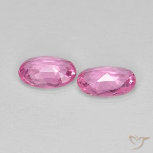 0.83 ct natürliche Intensives Rosa Saphir-Edelsteine, Oval, VS