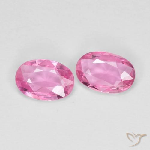 0.88 ct natürliche Intensives Rosa Saphir-Edelsteine, Oval, VS