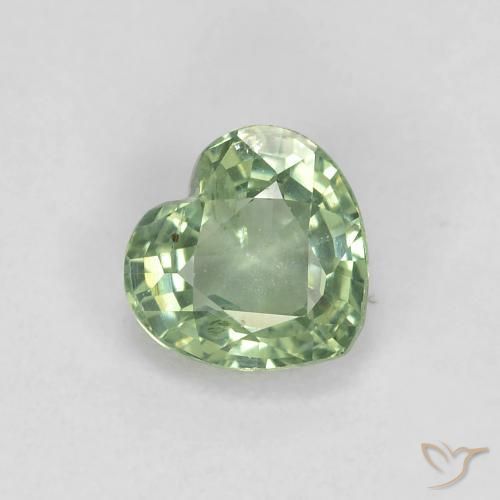 0.48ct Natürlicher Helles Salbeigrün Saphir, Herz, VS