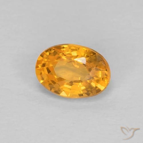 0.66ct Natürlicher Orange-Gold Saphir, Oval, VS