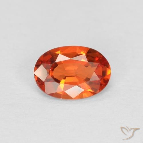 0.48ct Natürlicher rötlich-orange Saphir, Oval, VS