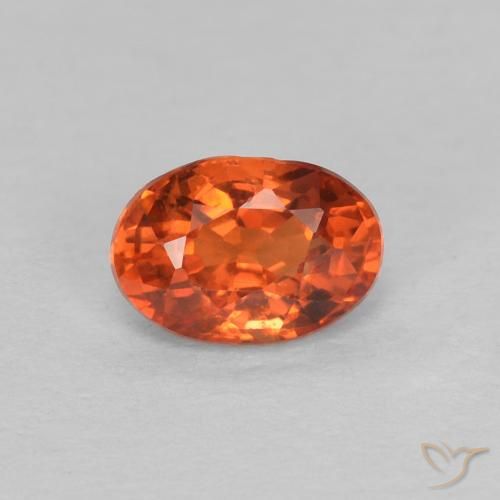 0.68ct Natürlicher rötlich-orange Saphir, Oval, VVS-VS