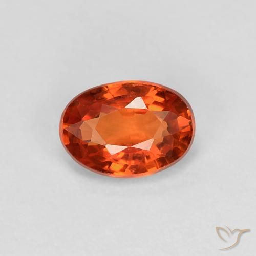 0.60ct Natürlicher rötlich-orange Saphir, Oval, VVS