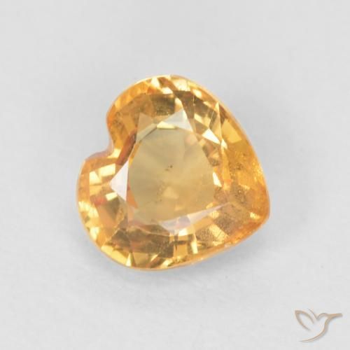 0.55ct Natürlicher Mittelorange Saphir, Herz, VS