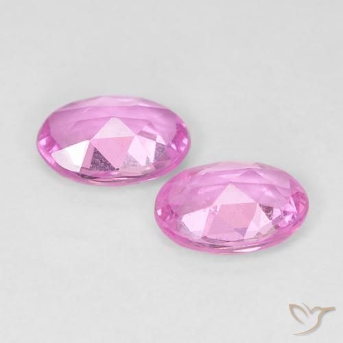 0.97 ct natürliche Intensives Lila Saphir-Edelsteine, Oval, VS