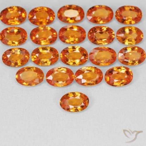 0.59ct Natürlicher hellorange Saphir, Oval, VVS-VS
