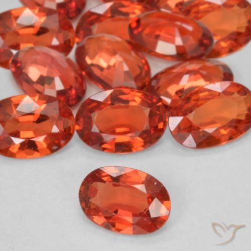 9,17 ctw natürlicher Intensives Rot Saphir, Oval, VVS-VS