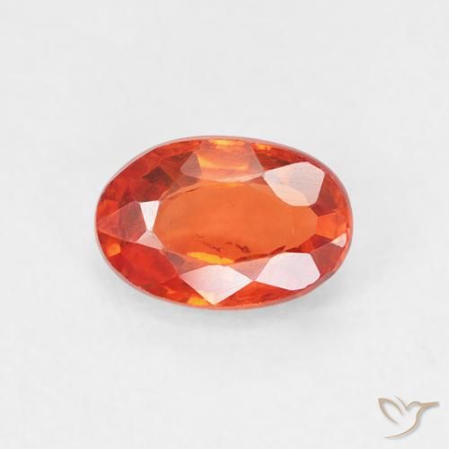 0.69ct Natürlicher rötlich-orange Saphir, Oval, VS