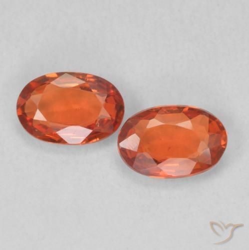 1.20ctw Natürlicher Feuerorange Saphir, Oval, VS
