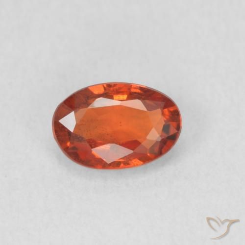 0.63ct Natürlicher Mittelrot Saphir, Oval, VS