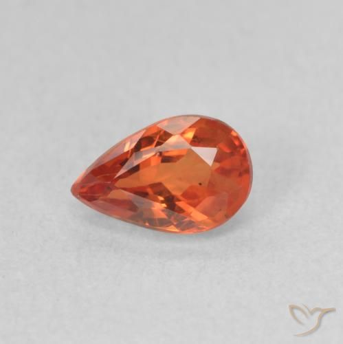 0.58ct Natürlicher rötlich-orange Saphir, Birnenform, VS