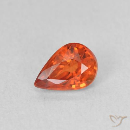 0.58ct Natürlicher rötlich-orange Saphir, Birnenform, VS