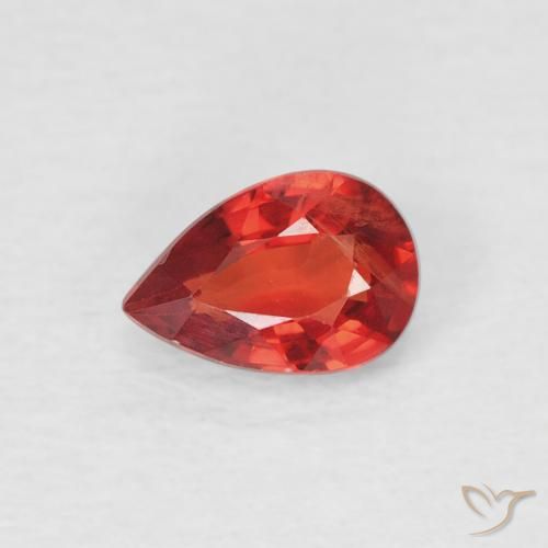 0.57ct Natürlicher Hellrot Saphir, Birnenform, VS