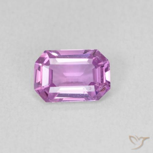 0.60ct Natürlicher Mittelviolett Saphir, Smaragdschliff, VVS-VS