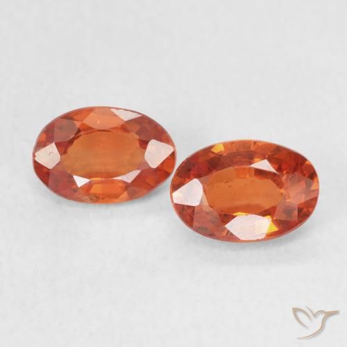 1.15ctw Natürlicher rötlich-orange Saphir, Oval, VS-SI