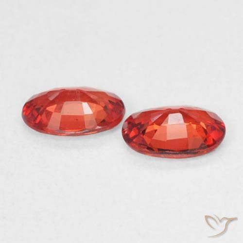 0.95 ct natürliche Leuchtendes Purpurrot Saphir-Edelsteine, Oval, VVS-VS