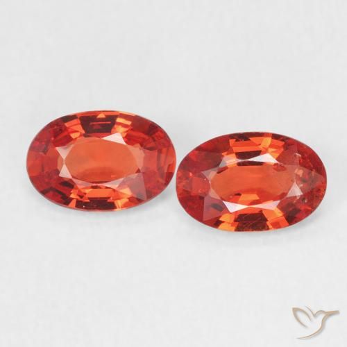 0.97ctw Natürlicher Leuchtendes Purpurrot Saphir, Oval, VVS-VS