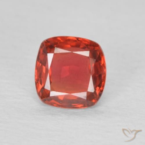 0.47ct Natürlicher Mittelrot Saphir, Kissen, VVS